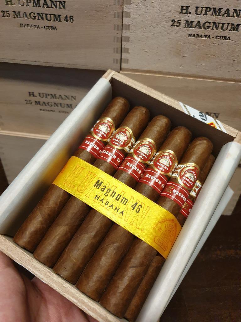 H.UpmannMAG46.jpg