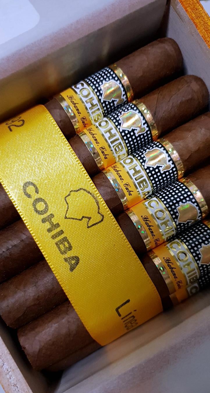 Cohiba Siglo 1 PSP SEP 18.jpg