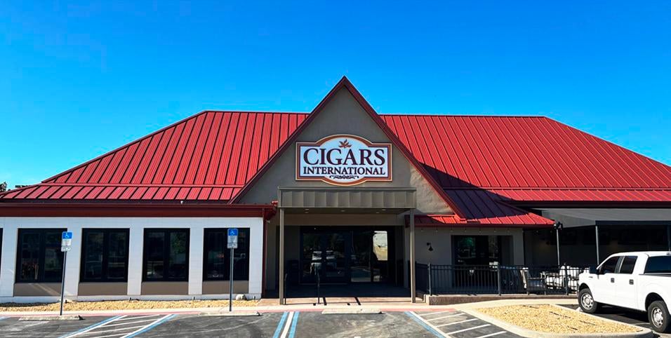 Cigars-International-Orlando-1-1500x1001.jpeg.59f6b6445e5be7568c6cc4dfc5f64809.jpeg
