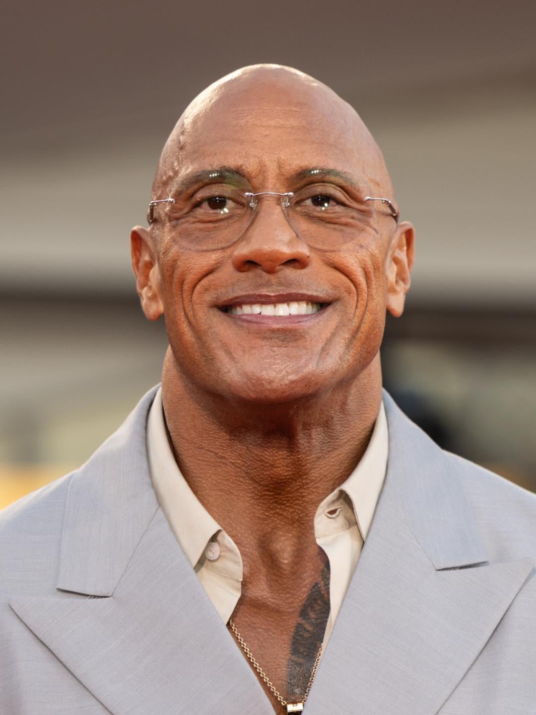 Dwayne_Johnson-1809_(cropped).thumb.jpg.a07f65207303c32892485c0d12b3c07e.jpg