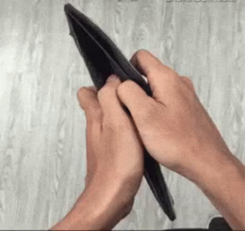 empty-wallet.gif.5f23e1fe96df2a1b976fe7612271f7ec.gif