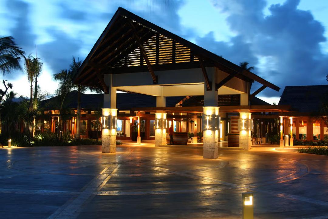 1_-reception.jpg.3fbcccd3d780b46e9bdf5a4a8ebf8250.jpg