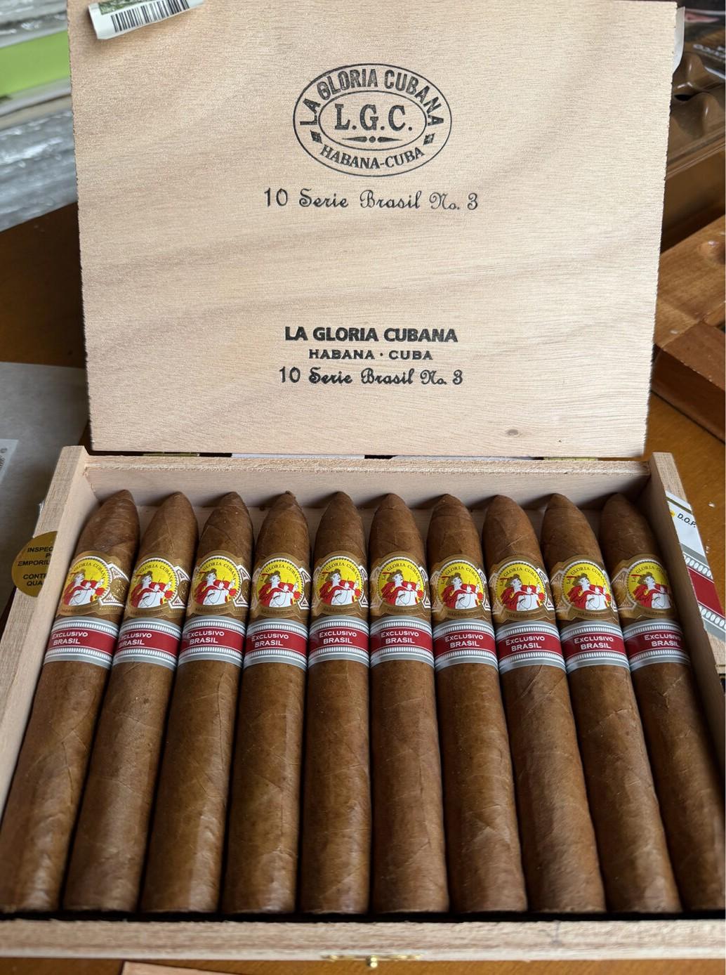 La-Gloria-Cubana-Serie-Brasil-No3-open-box-feature-2048x1388.jpg.96950c05d6ddcf76fe6de4899a895208.jpg