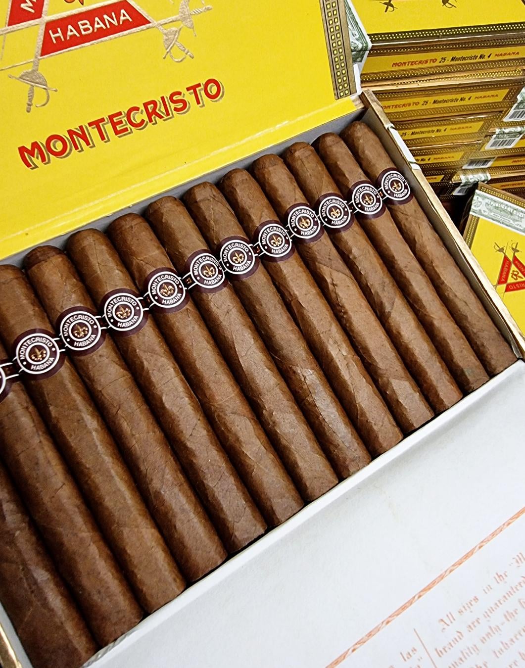 Montecristo Number 4 PSP JUL 21.jpg